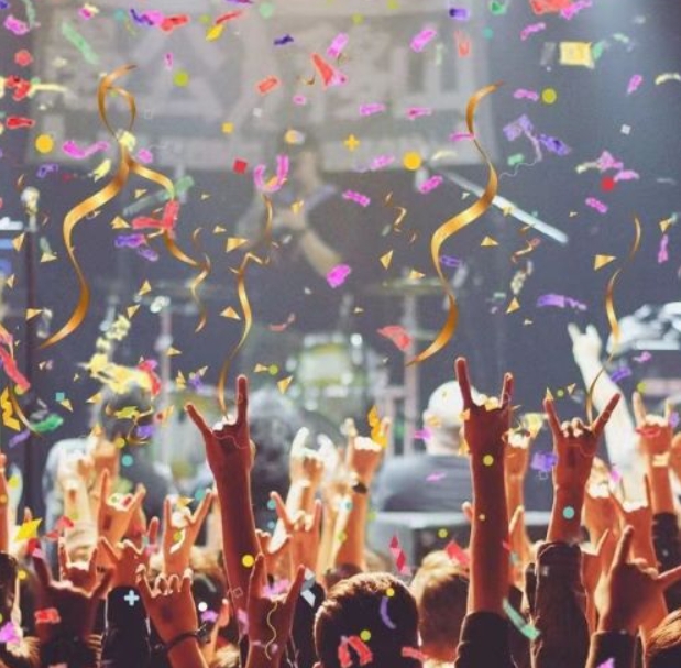 Confetti Cannon with Heart High Quality